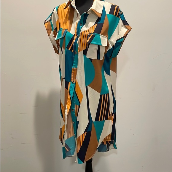 SHEIN Dresses & Skirts - SHIEIN Shirt Dress Women Size M Button Front Multicolor Geo Print Short Sleeves